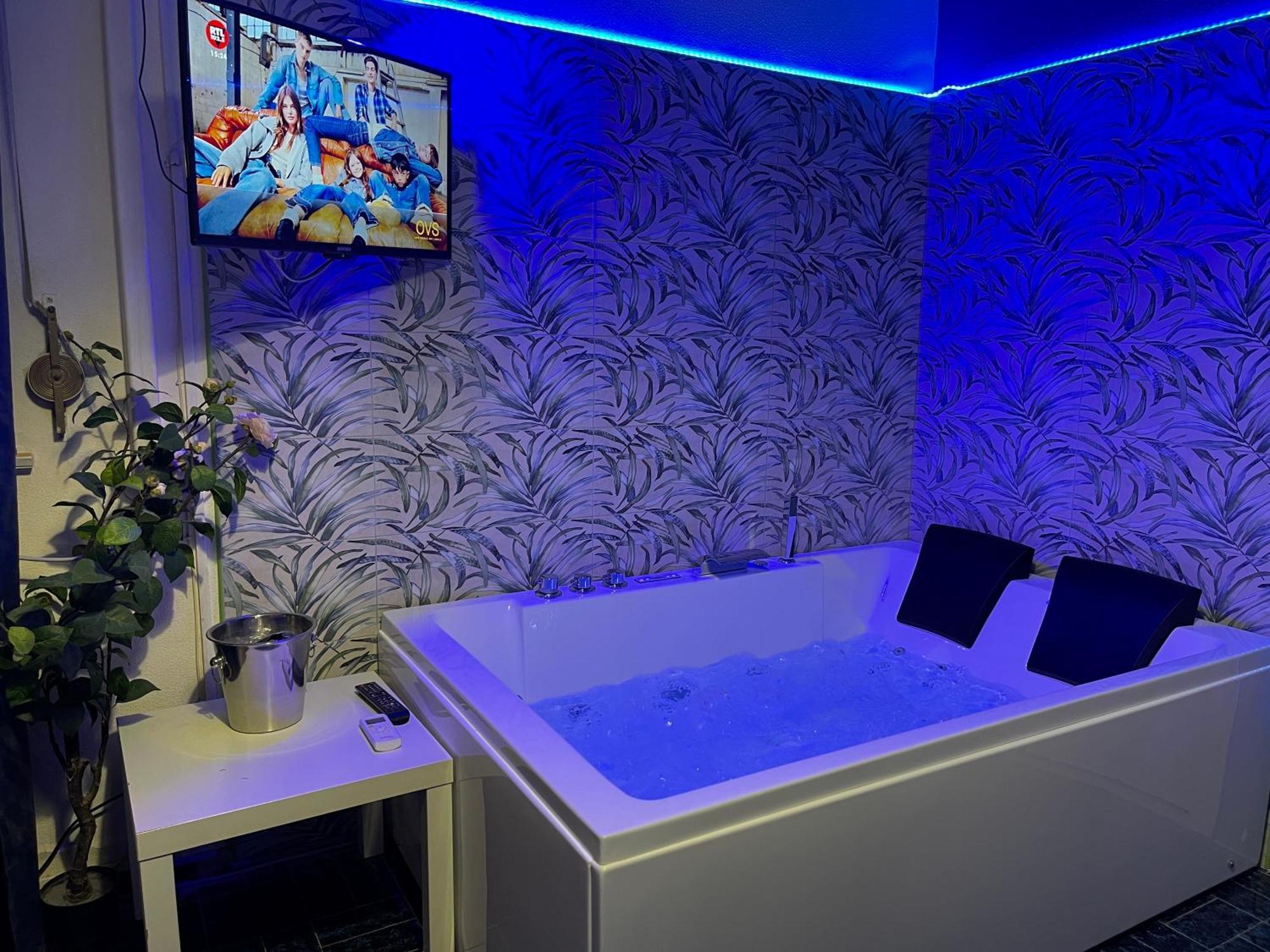 Etnea Glamour House Катания Екстериор снимка